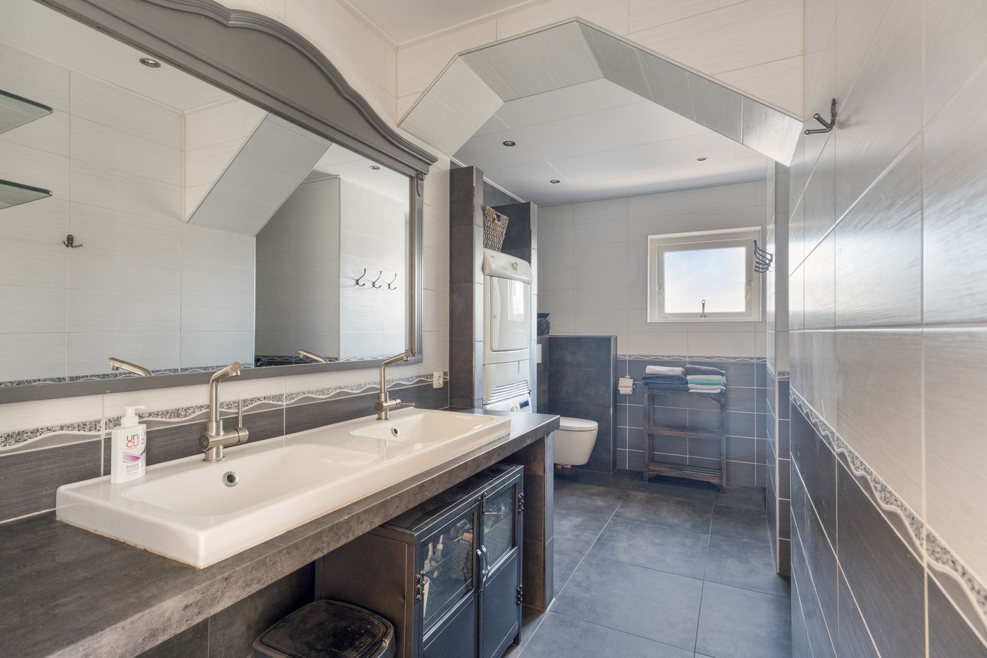 Foto 29 van Mheneweg Zuid 16