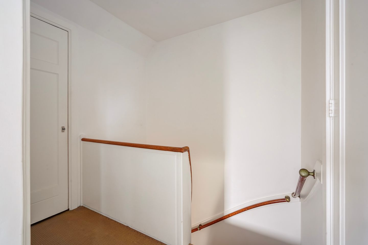 Spacious corner house with dune views and private parking in Vogelwijk — 50
