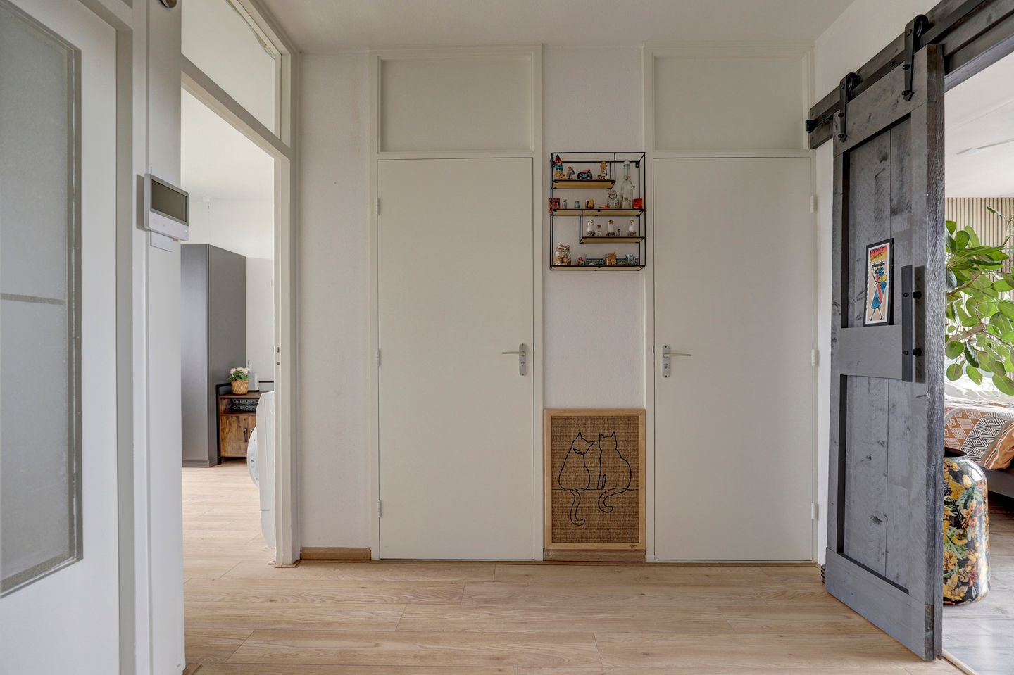 Light and move-in ready apartment with balcony and free view — 19