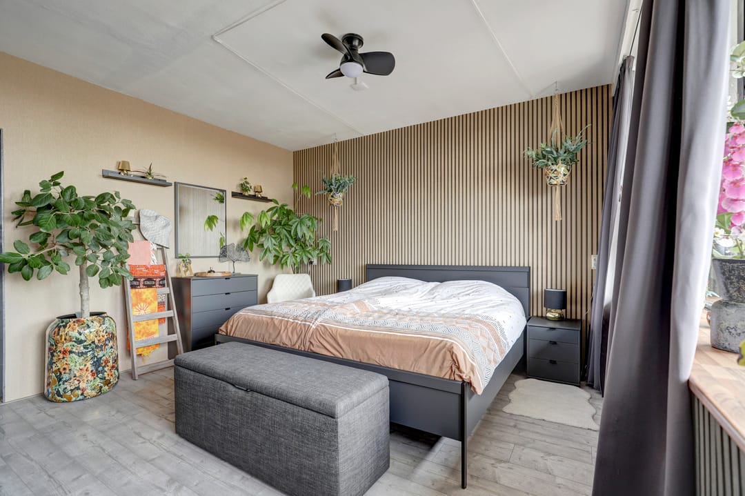 Light and move-in ready apartment with balcony and free view — 22