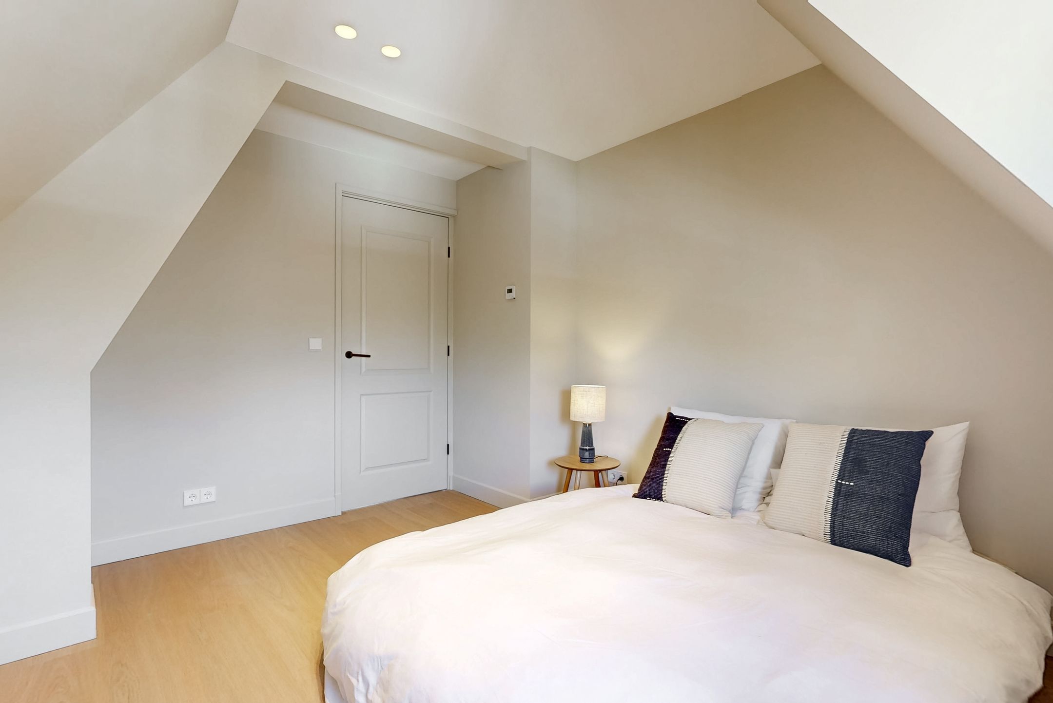 Foto 15 van Morsweg 142-A