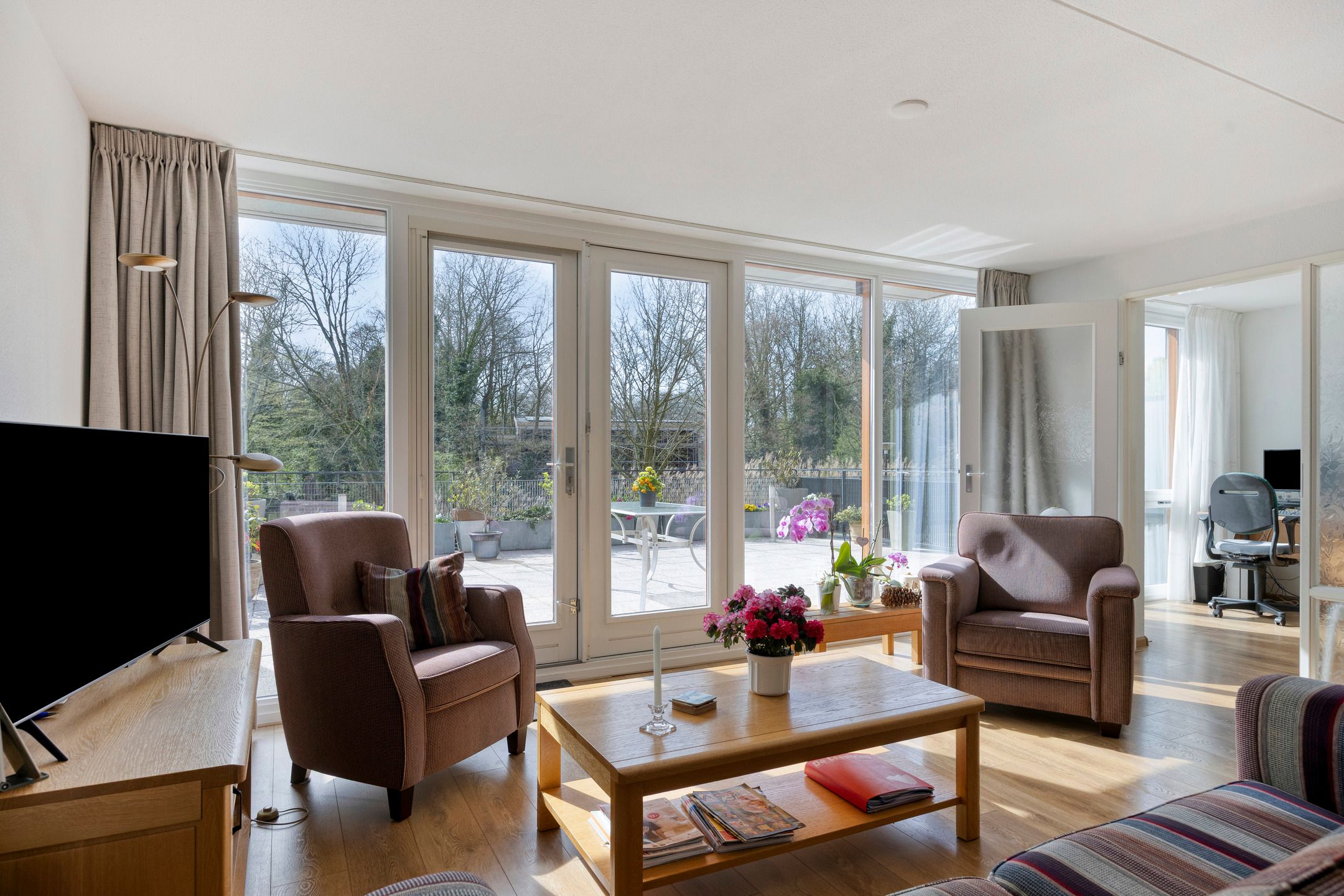 Photo 3 of Frank van Borselenstraat 1-A