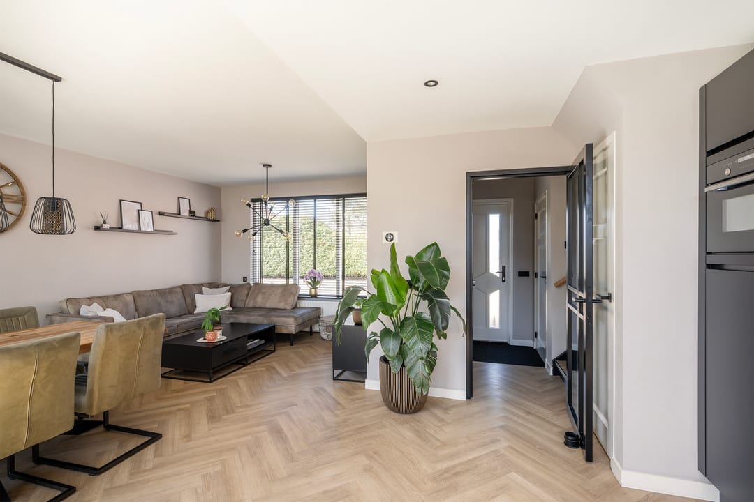 Modern Semi-Detached Home with Garage and Solar Panels in Oud-Vossemeer — 13