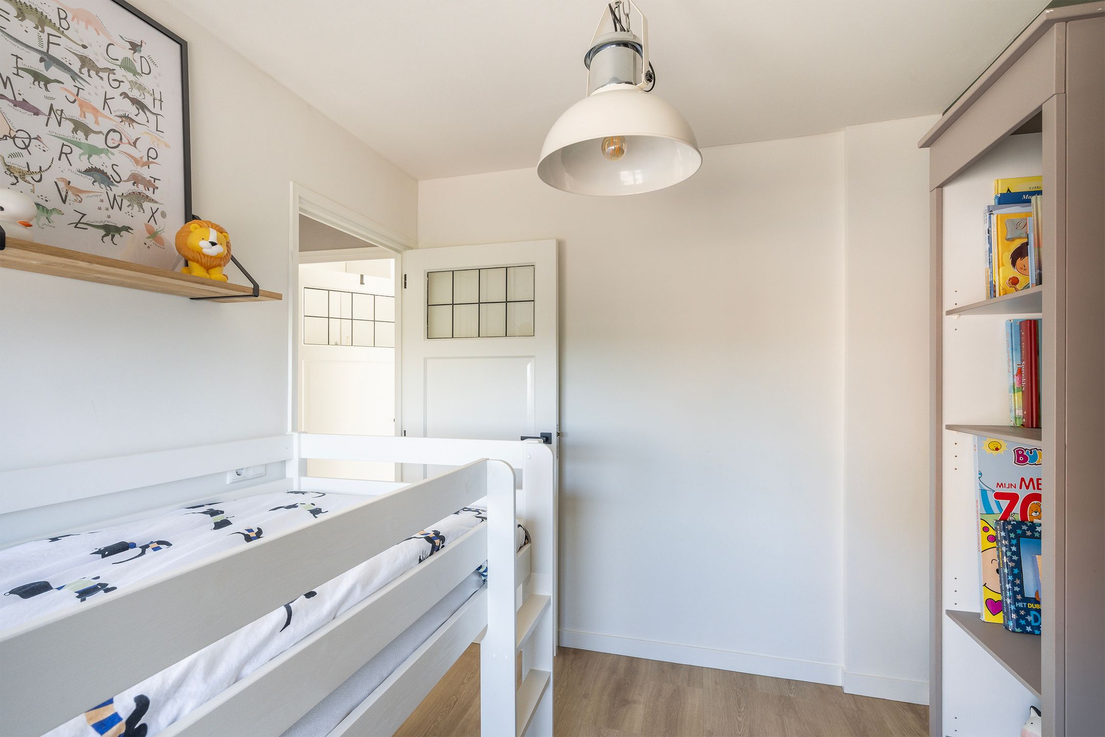 Modern Semi-Detached Home with Garage and Solar Panels in Oud-Vossemeer — 24