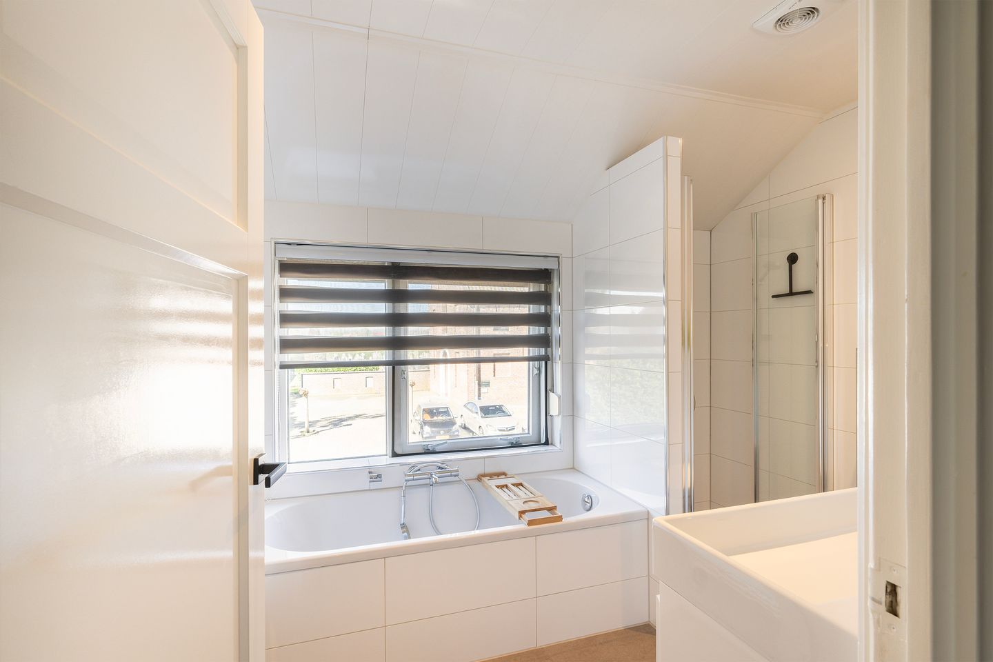 Modern Semi-Detached Home with Garage and Solar Panels in Oud-Vossemeer — 29