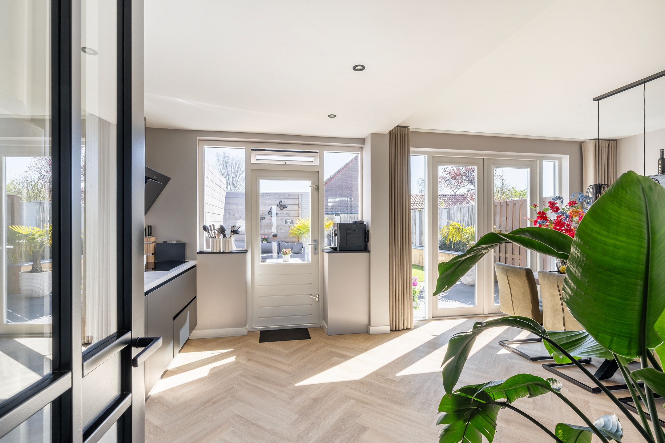 Modern Semi-Detached Home with Garage and Solar Panels in Oud-Vossemeer — 12