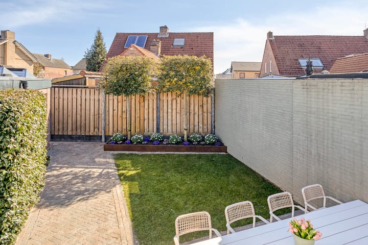 Photo 4 of Schoolstraat 37