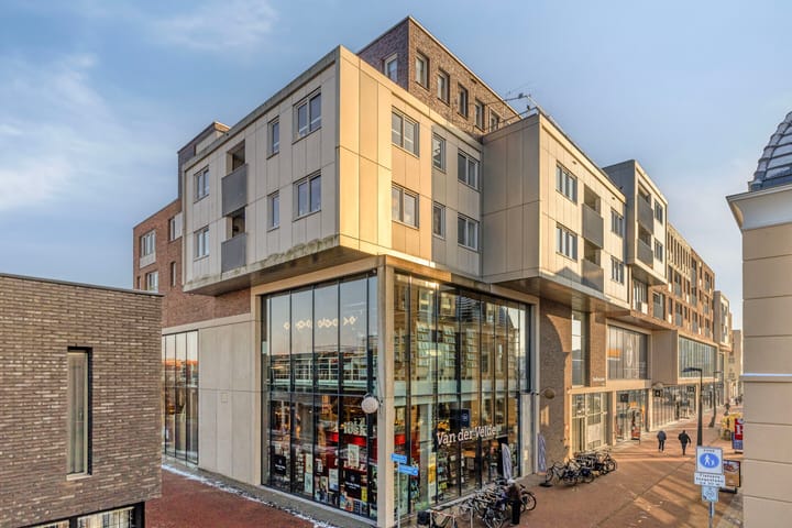 Foto 3 van Raadhuisplein 30