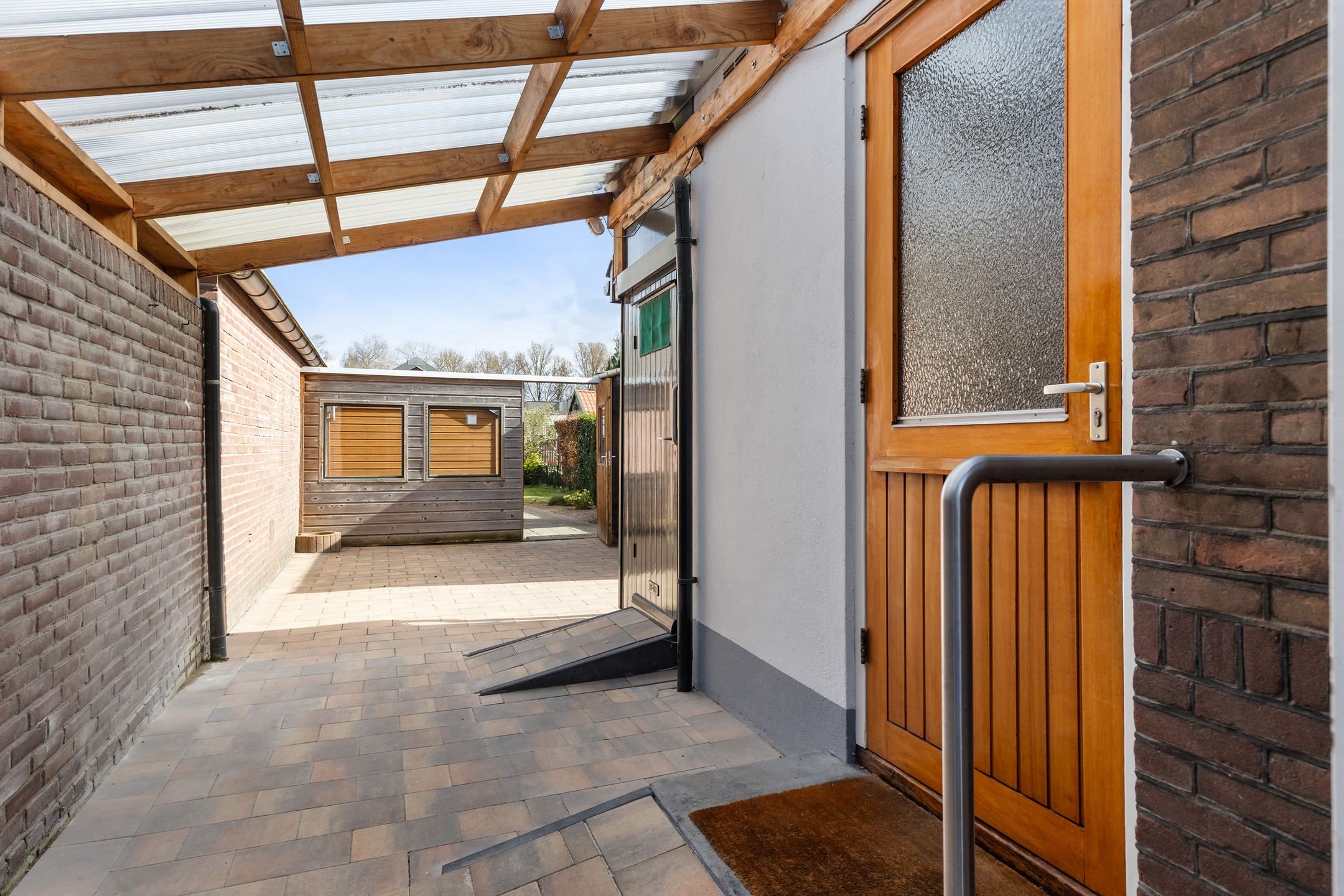 Characterful 1930s Home with Large Garden and Sheds Near Apeldoorn Centre — 12
