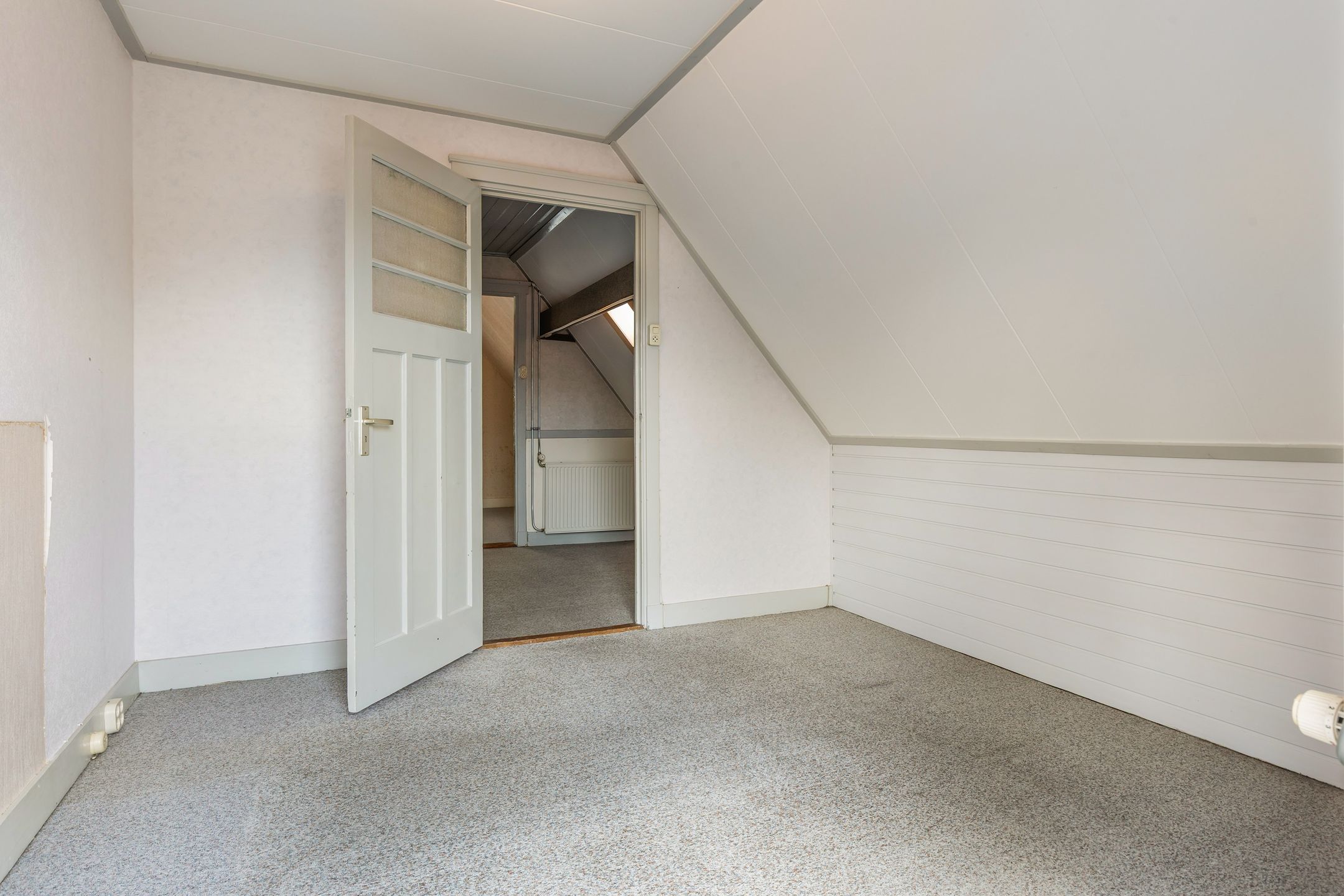 Characterful 1930s Home with Large Garden and Sheds Near Apeldoorn Centre — 21