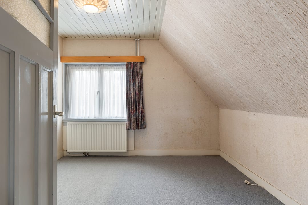 Characterful 1930s Home with Large Garden and Sheds Near Apeldoorn Centre — 23