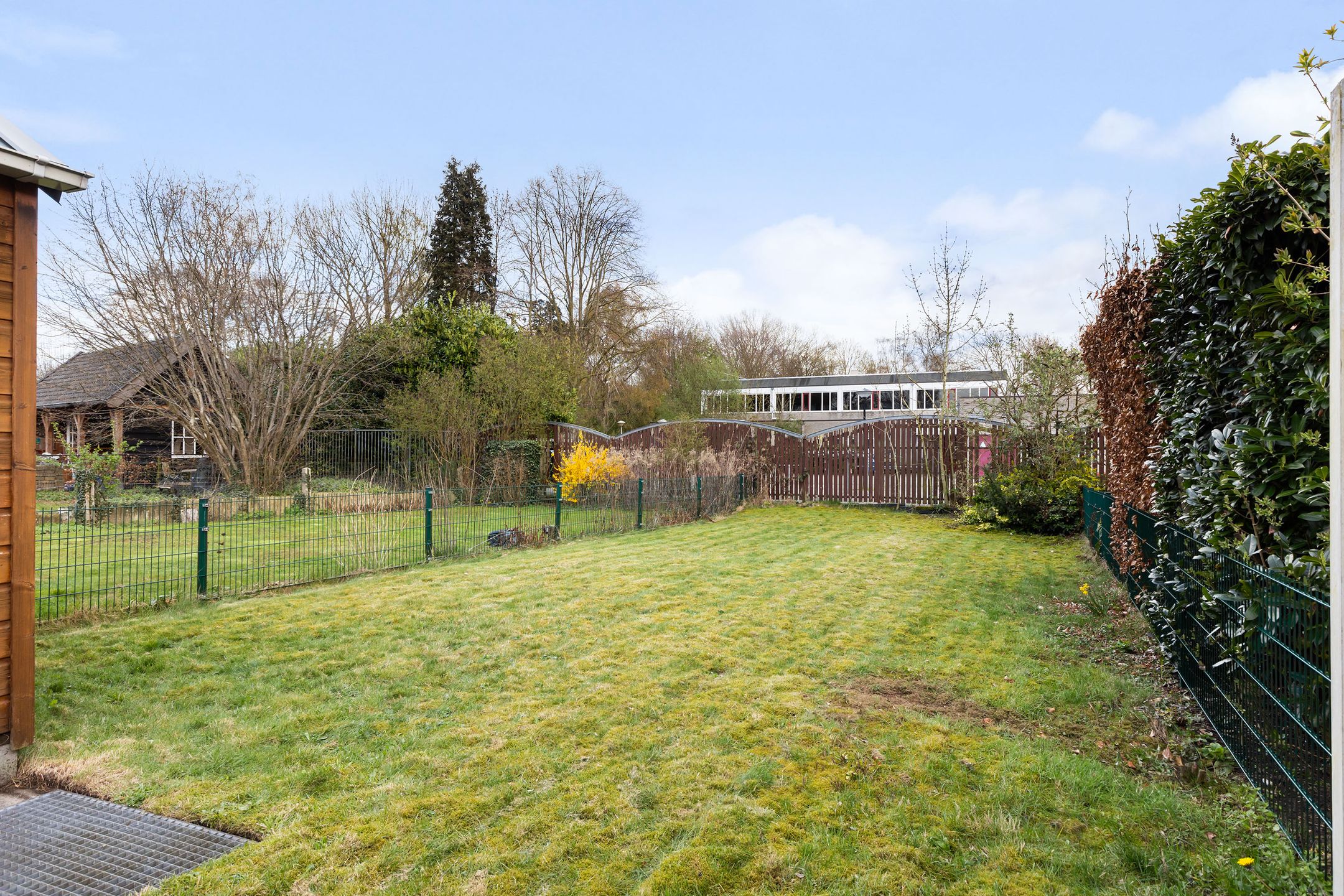 Characterful 1930s Home with Large Garden and Sheds Near Apeldoorn Centre — 33