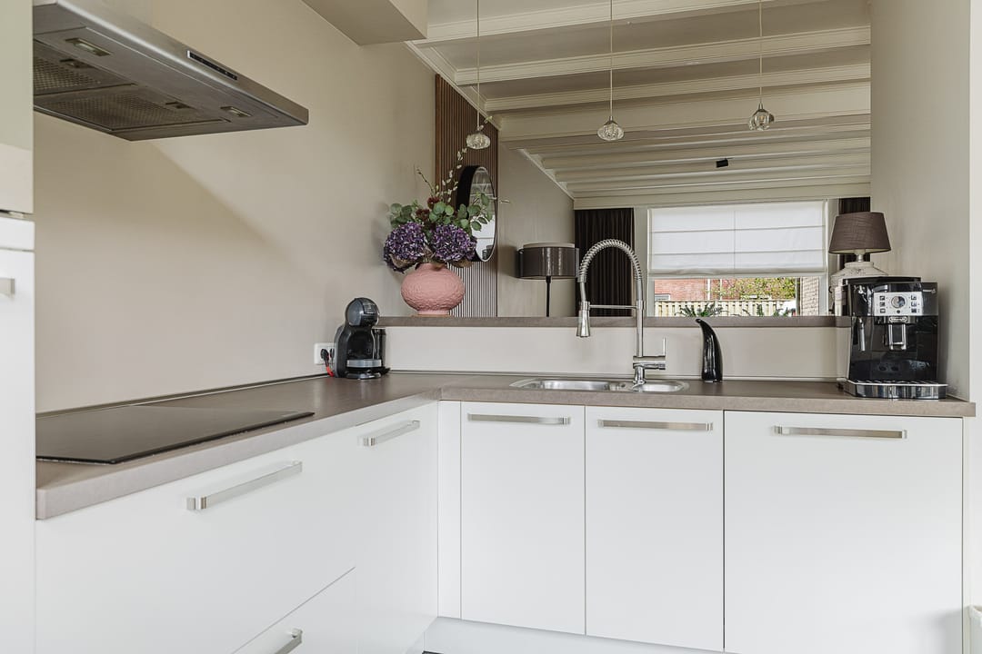 Spacious semi-detached home with garage and south-facing garden in Rijsbergen — 22