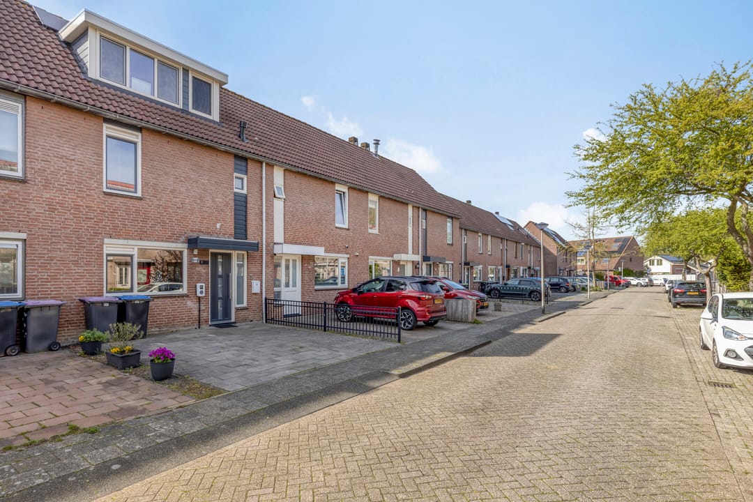 Photo 31 of Mandolinestraat 17
