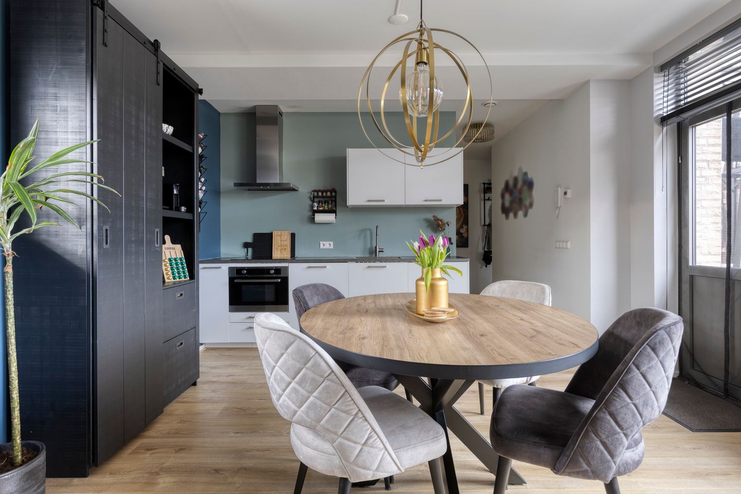 Photo 14 of Mathildastraat 36-A