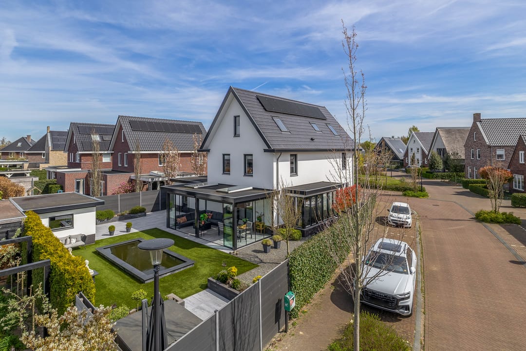 Luxurious Detached Villa with Enclosed Veranda in Drielanden — 43