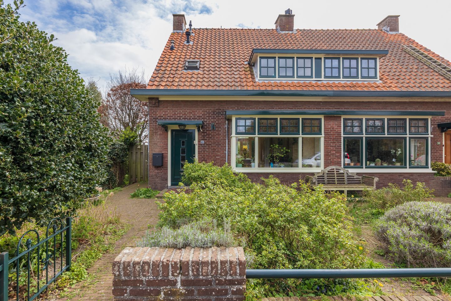 Foto 74 van 2e Loosterweg 143