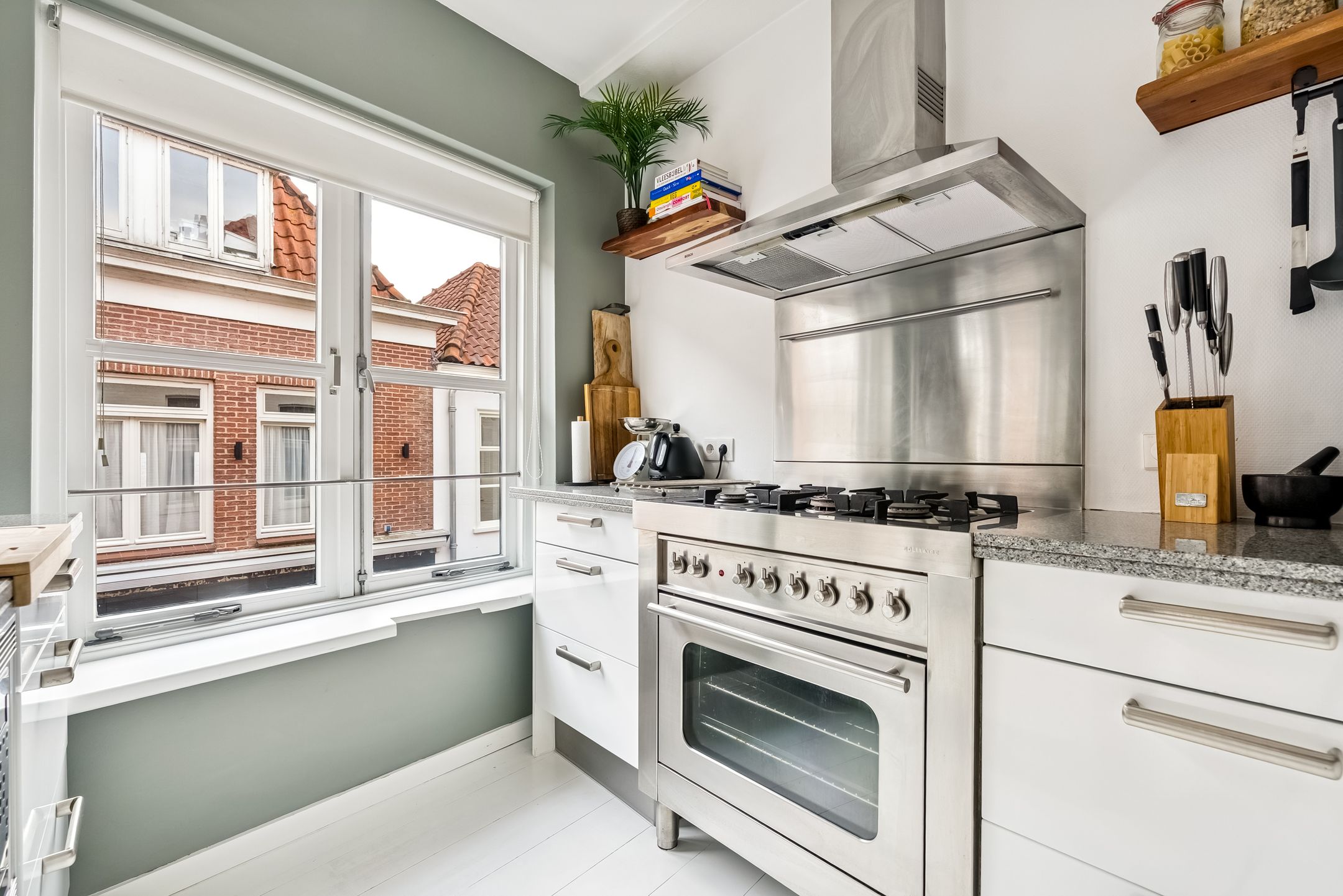 Foto 24 van Donkerstraat 11-A