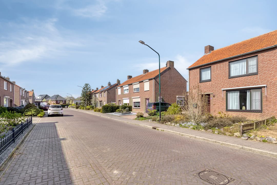 Foto 23 van Jenniskensstraat 4