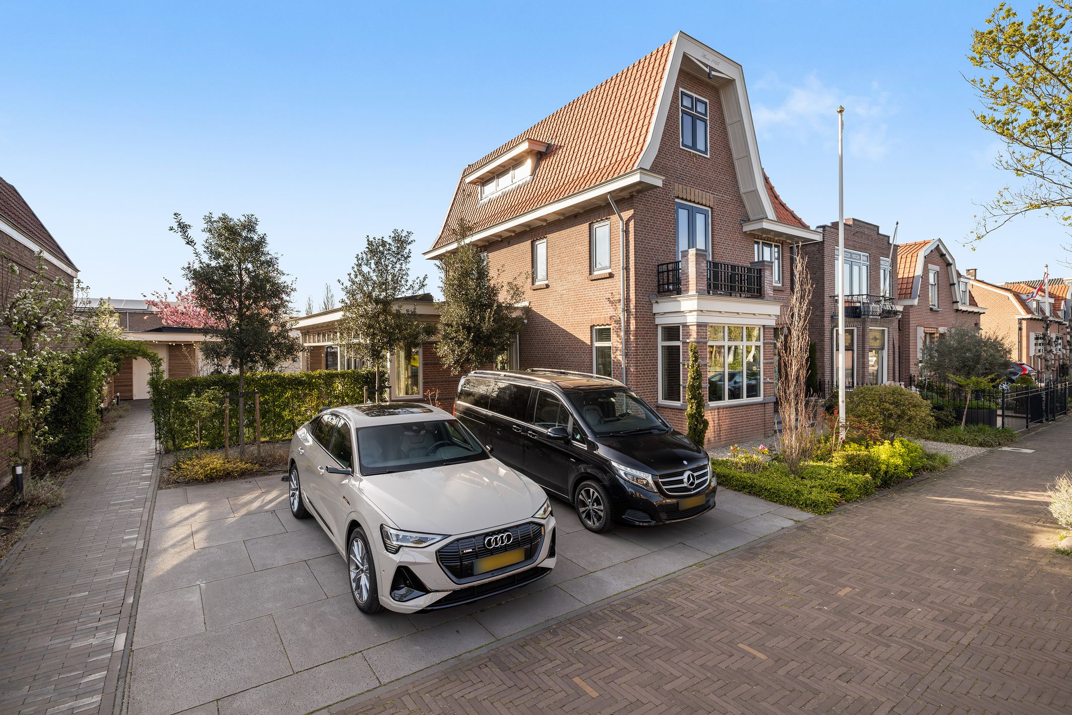Burgemeester de Bruïnelaan 17 