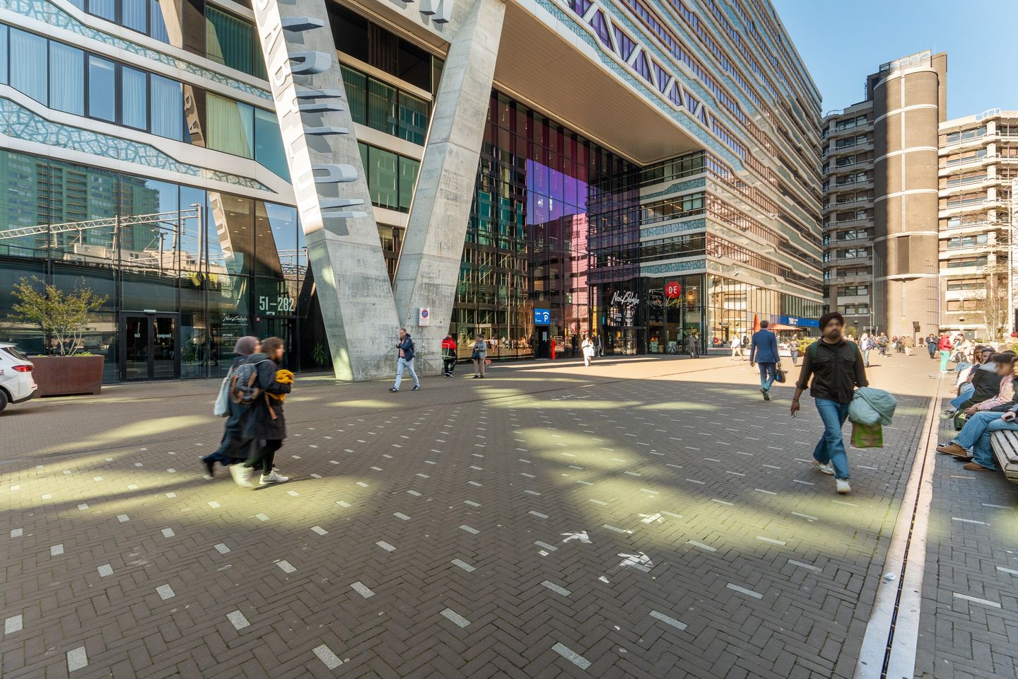 Foto 4 van Anna van Buerenplein 272
