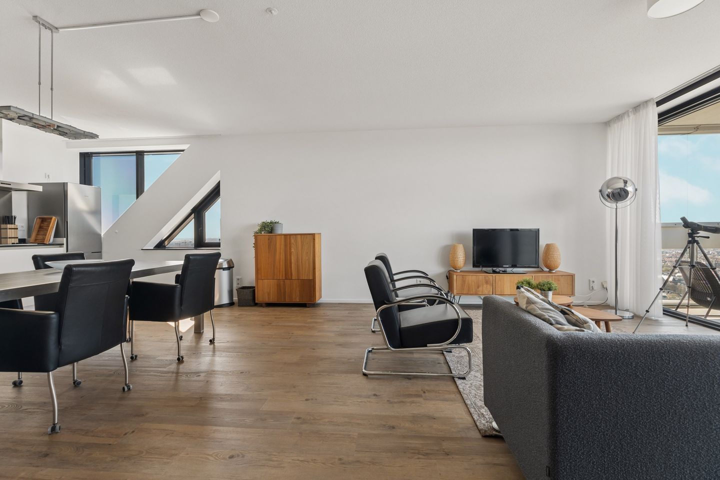 Foto 14 van Anna van Buerenplein 272