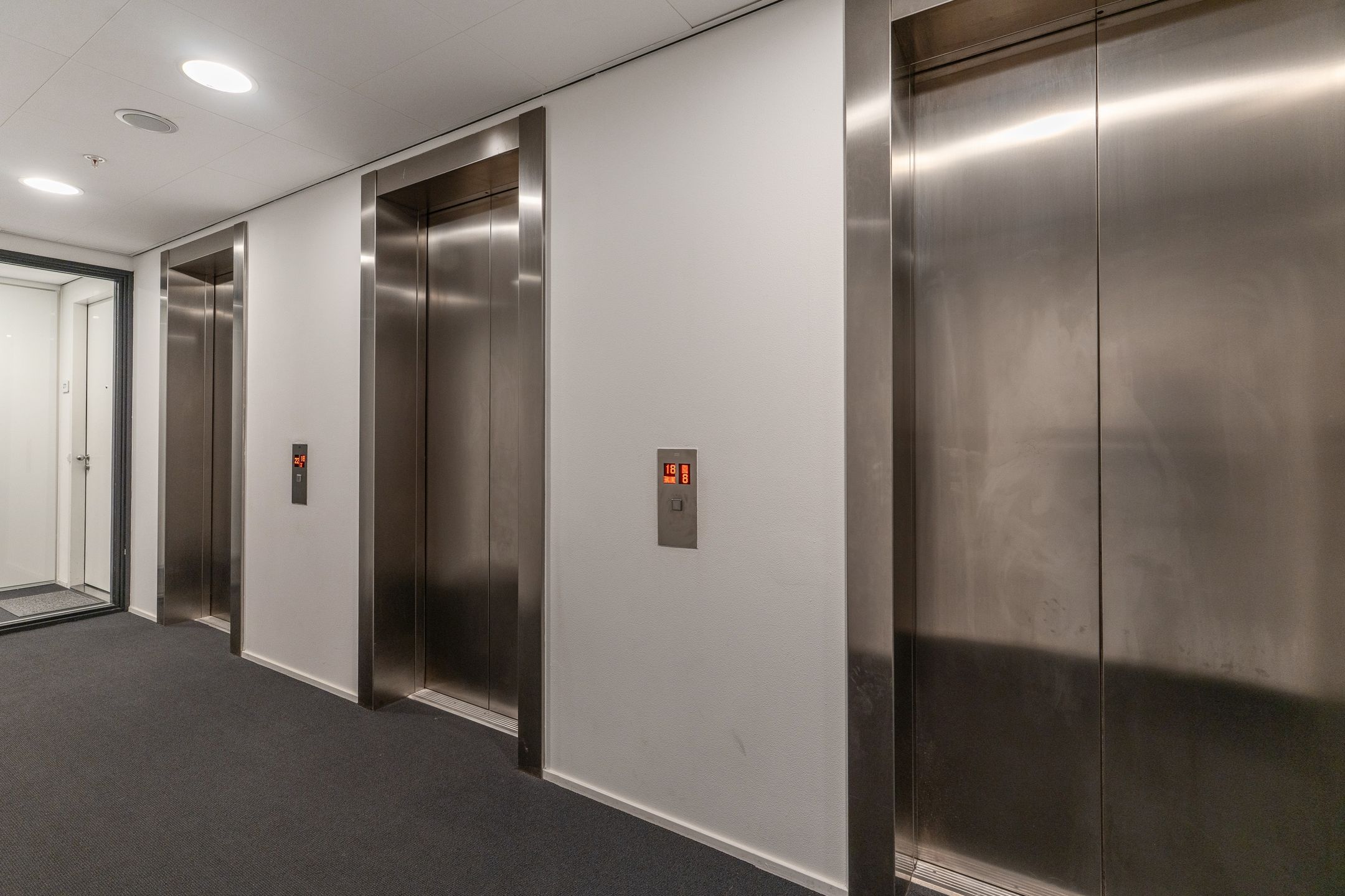 Foto 9 van Anna van Buerenplein 272