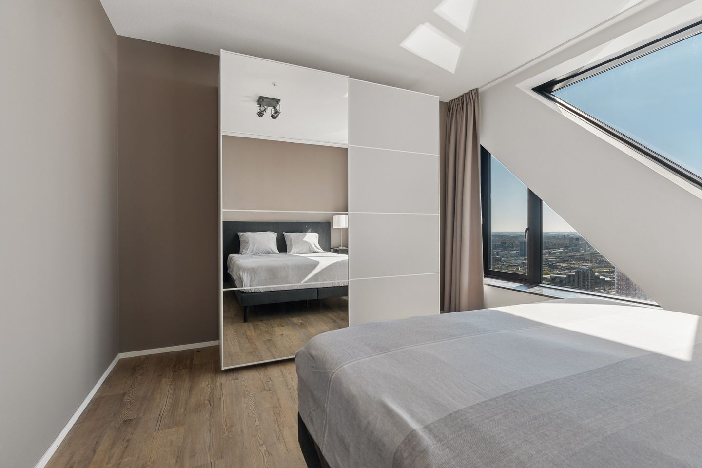 Foto 34 van Anna van Buerenplein 272