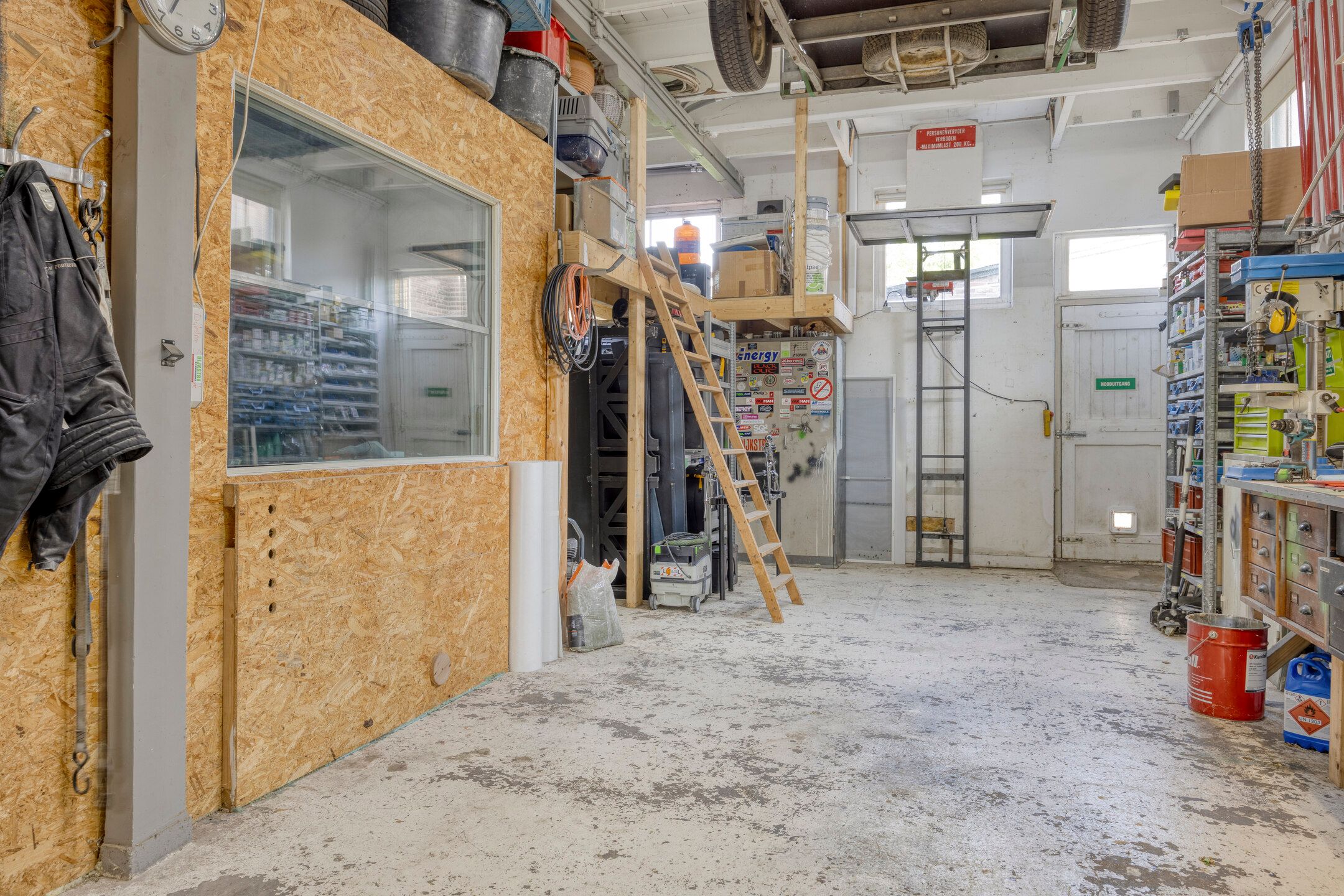 Photo 33 of Dorpsweg 163-A