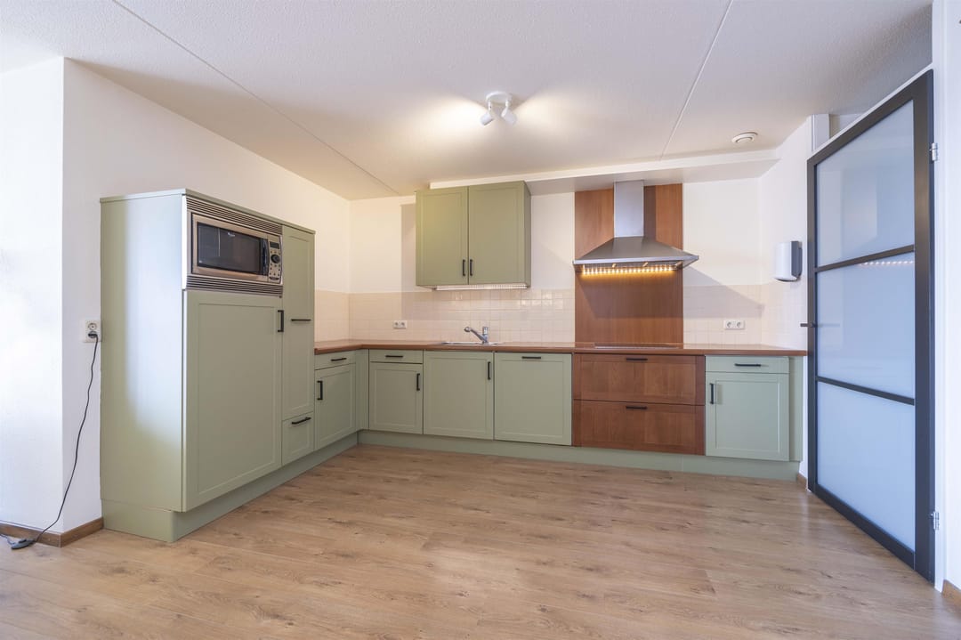 Photo 8 of Julianapark 95