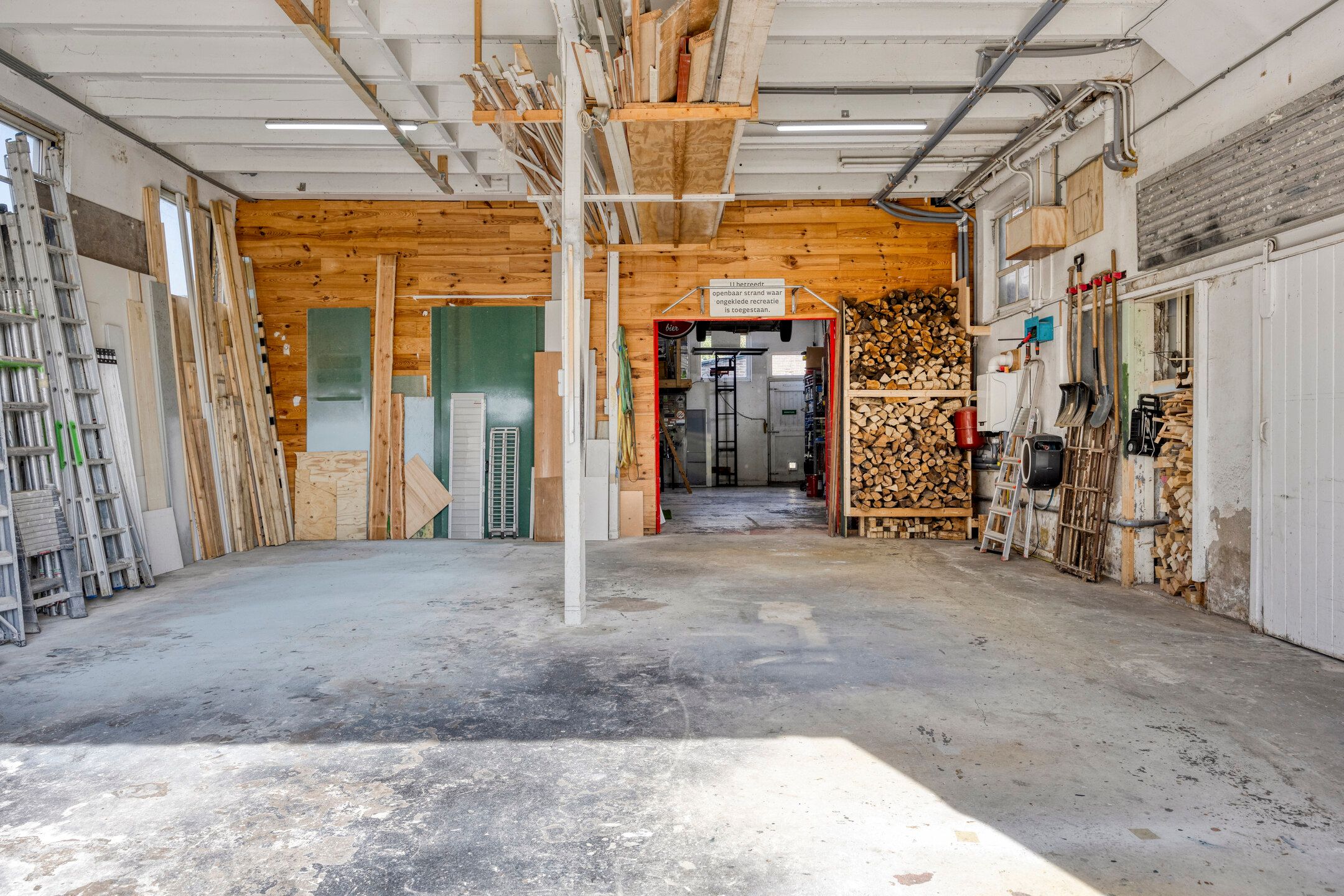 Photo 6 of Dorpsweg 163-A