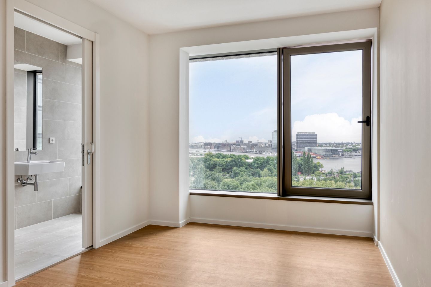 Foto 5 van Bercylaan 401