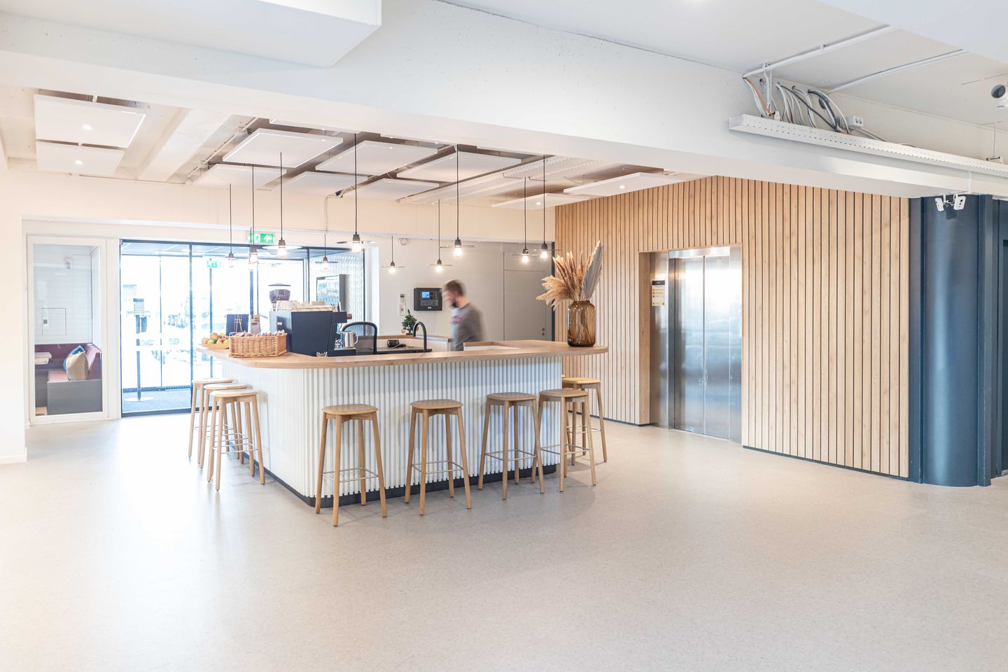 Bekijk foto 4 van Atoomweg 50