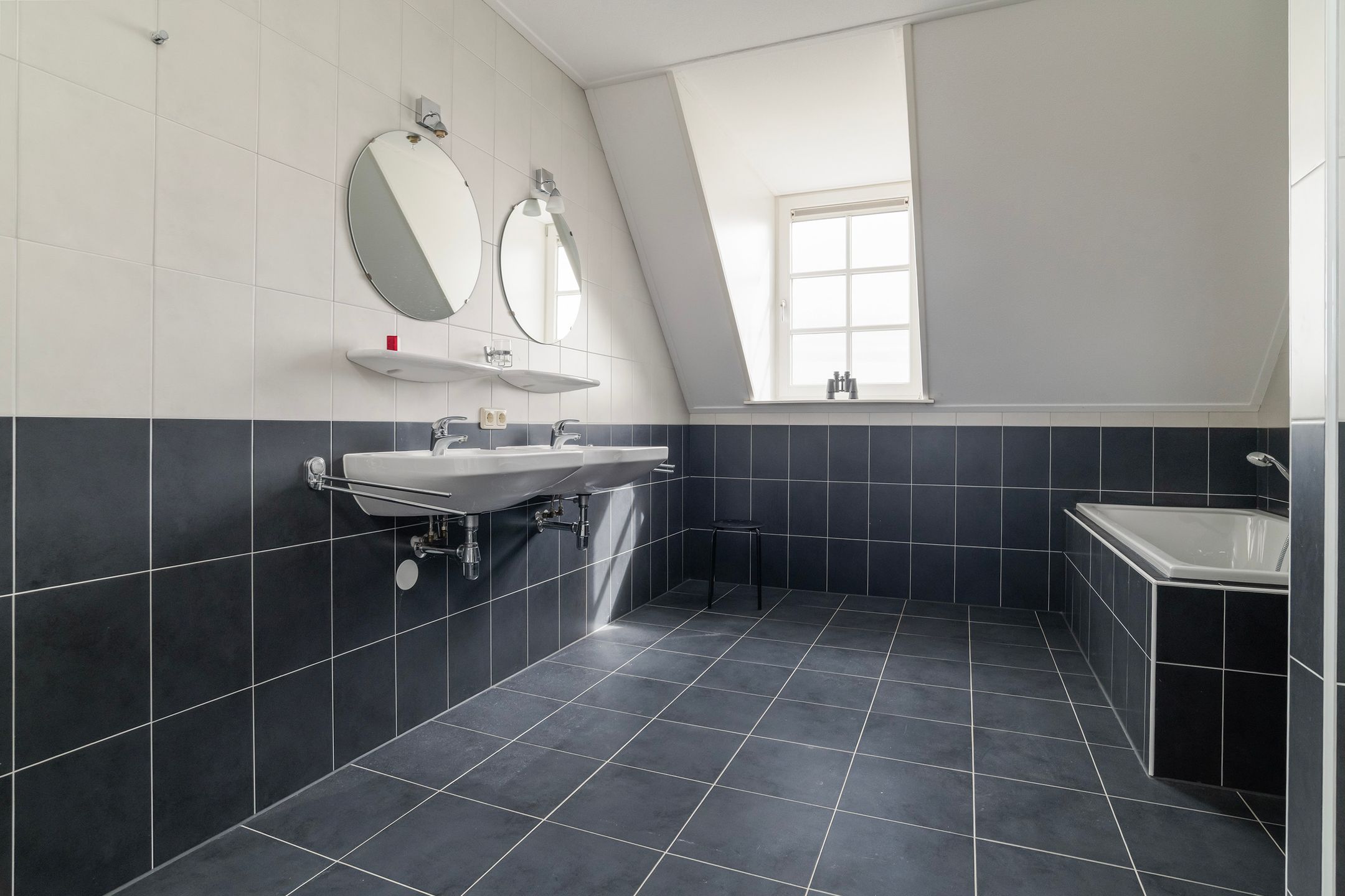 Photo 24 of Zwarteweg 21