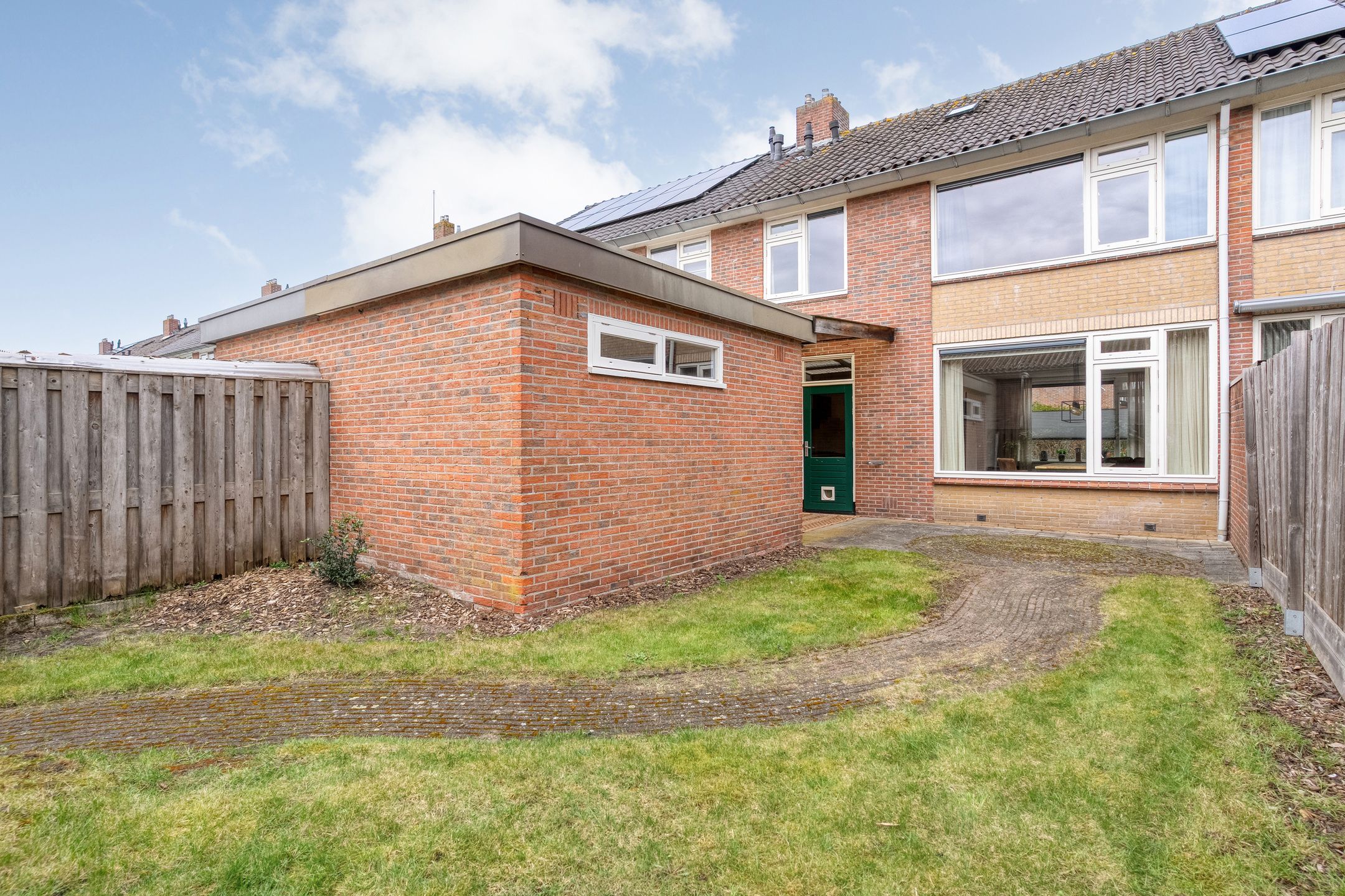 Foto 36 van Zwaluwstraat 14