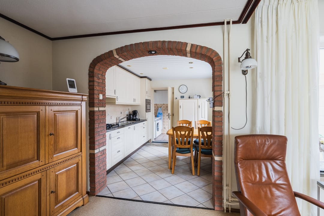 Well-maintained terraced house with three bedrooms near the Oosterschelde — 11