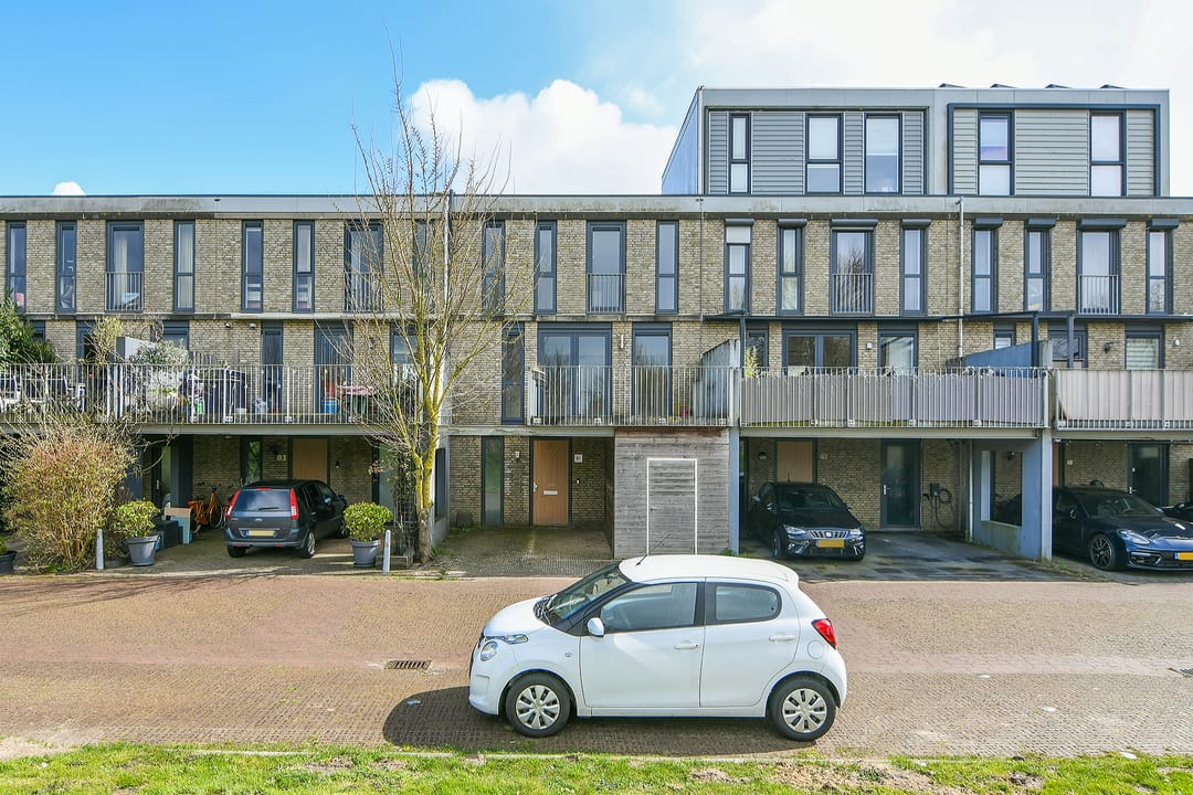 Photo 2 of Deltaweg 81