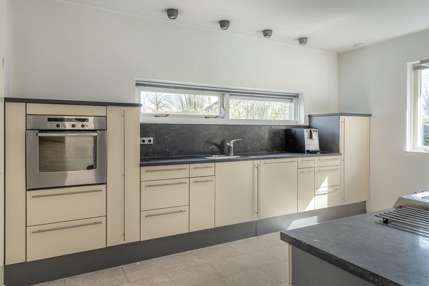 Foto 4 van Steiger 10