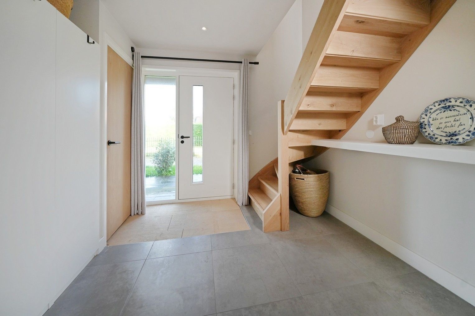 Photo 9 of Molendwarsstraat 9