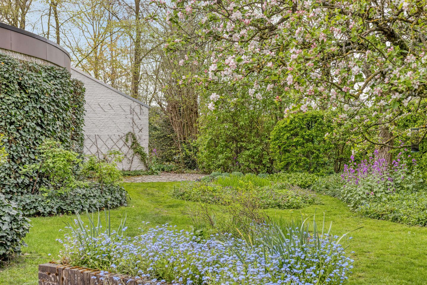 Foto 50 van Prins van Luikstraat 1