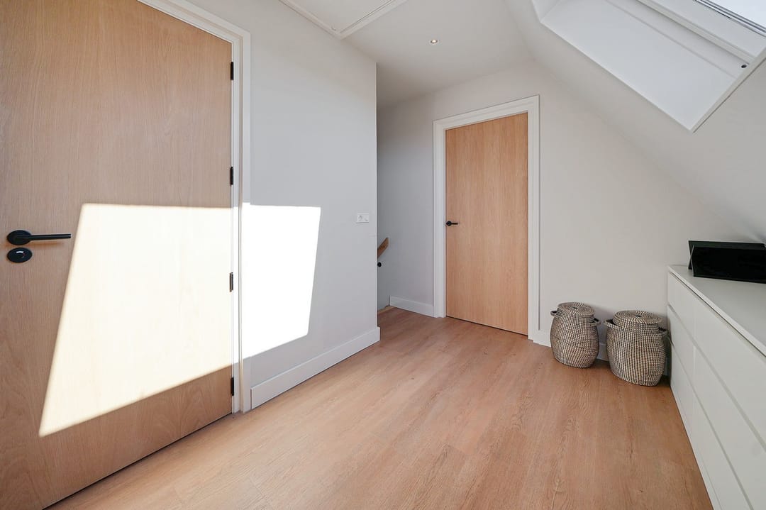 Photo 37 of Molendwarsstraat 9