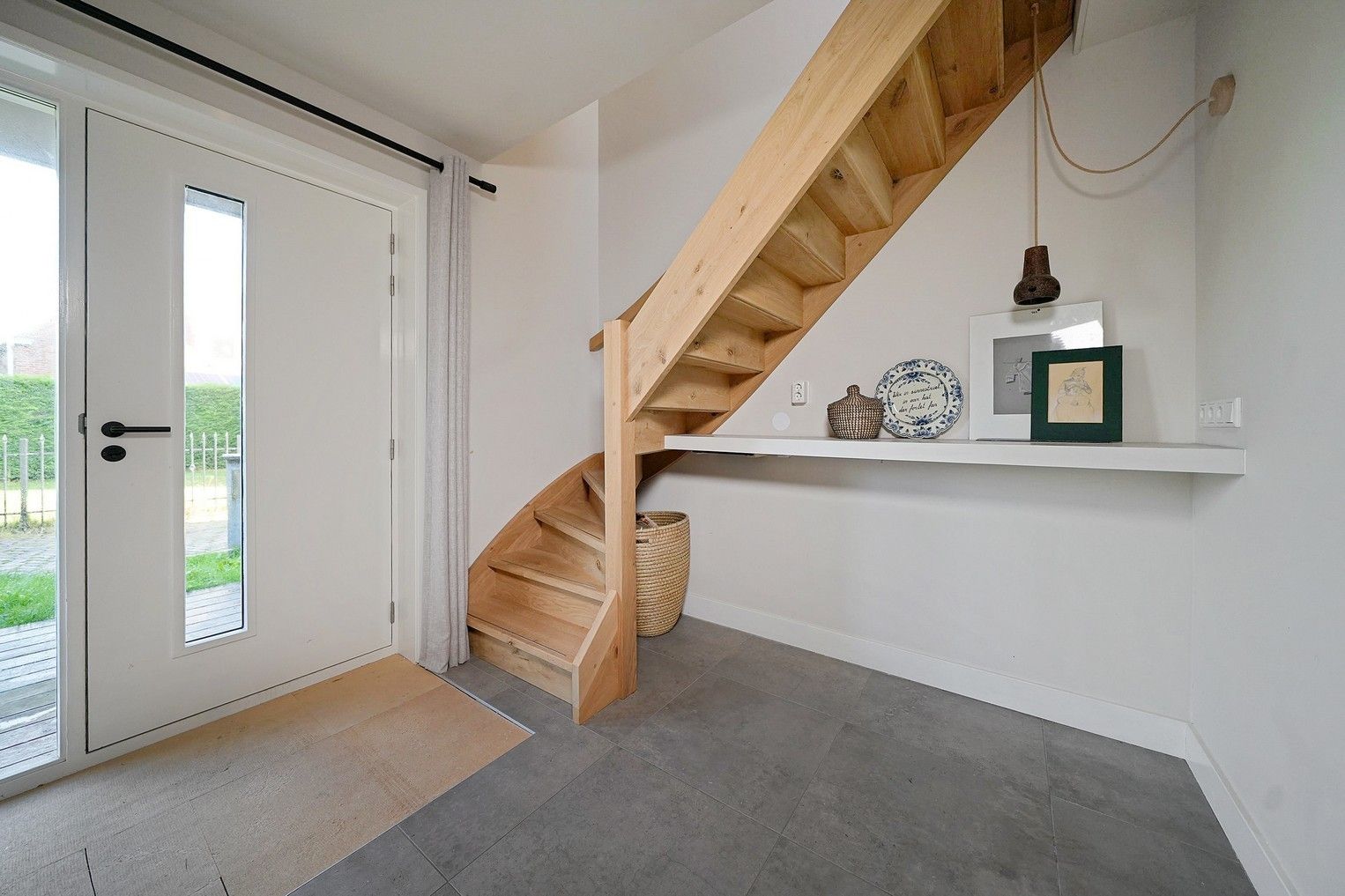 Photo 30 of Molendwarsstraat 9