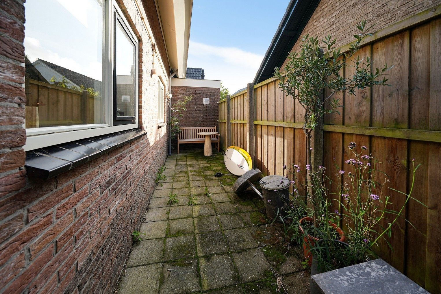 Photo 15 of Molendwarsstraat 9