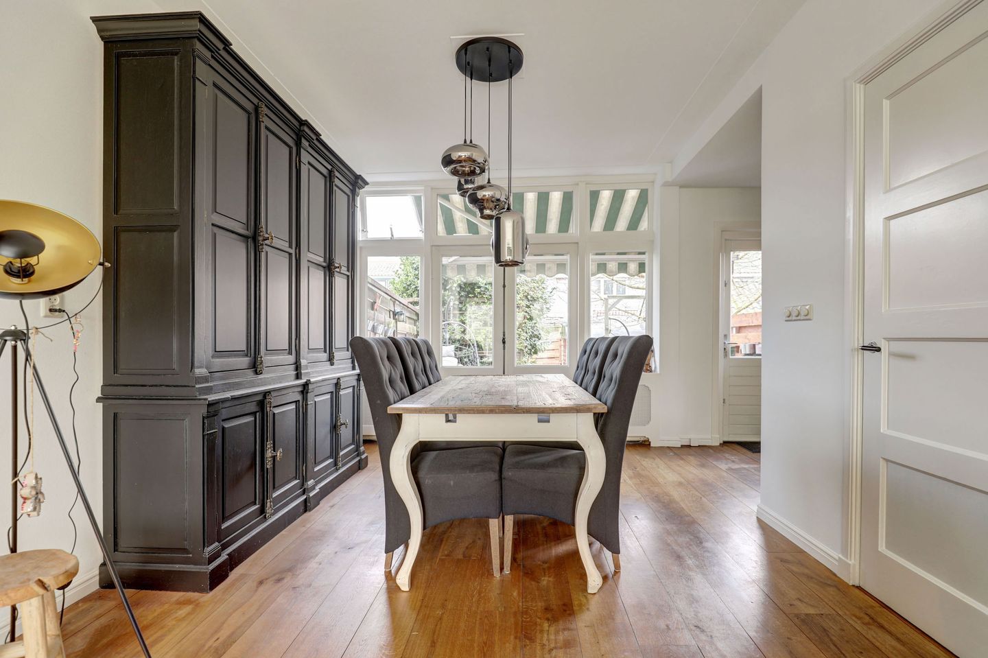 Foto 10 van van Baerlestraat 24