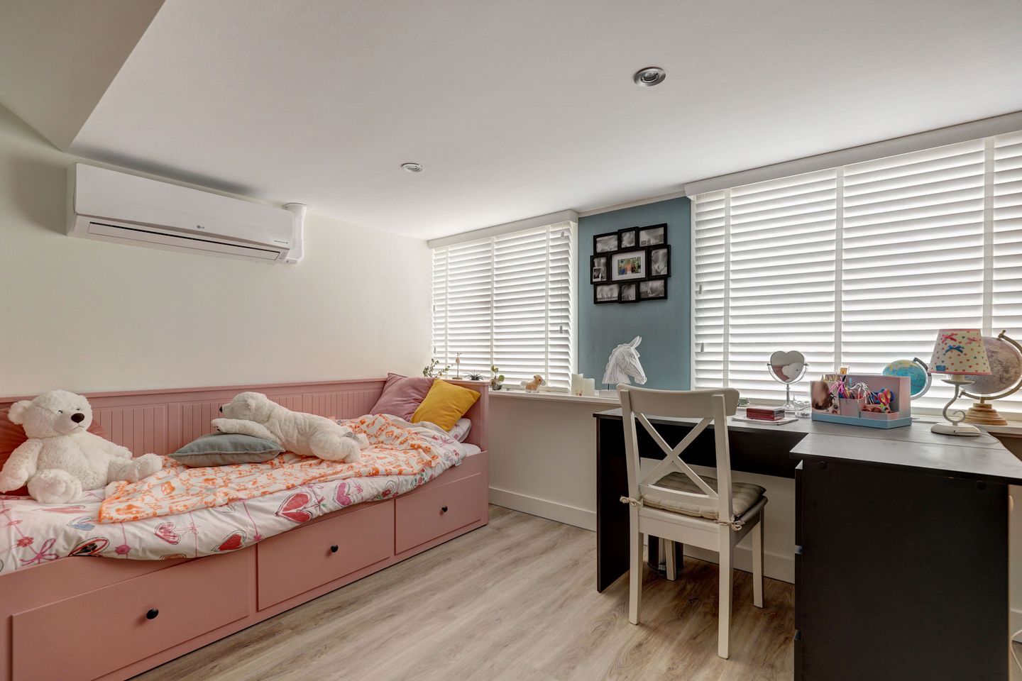 Foto 25 van van Baerlestraat 24