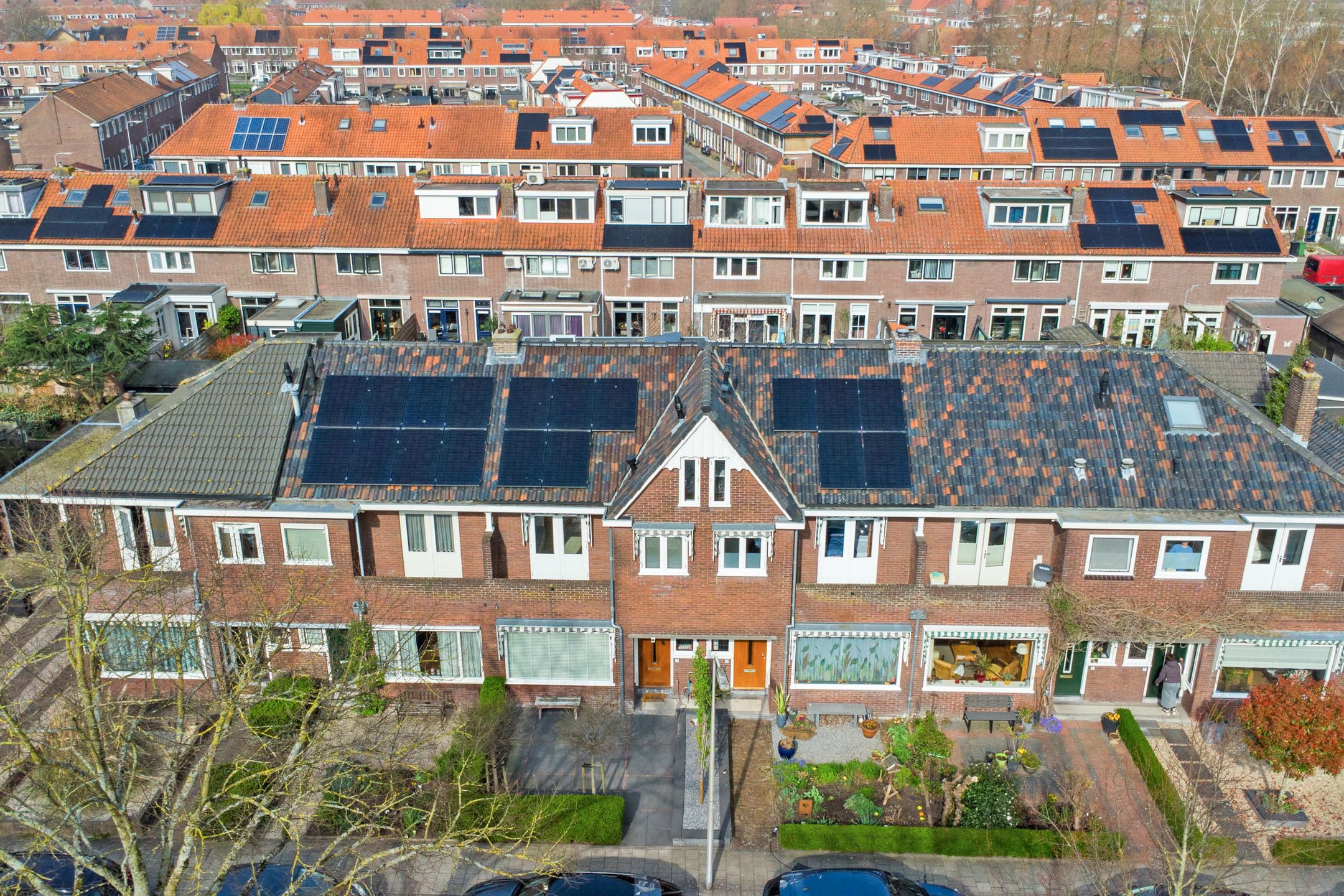 Foto 33 van van Baerlestraat 24