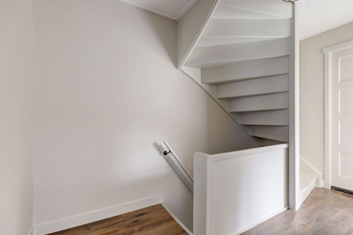 Foto 14 van van Baerlestraat 24