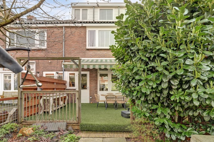 Foto 3 van van Baerlestraat 24