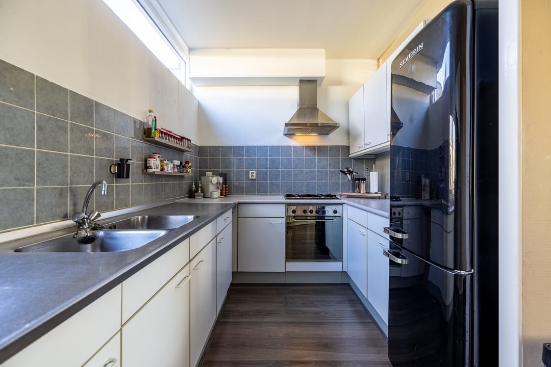 Photo 8 of van Leeuwenhoeklaan 6