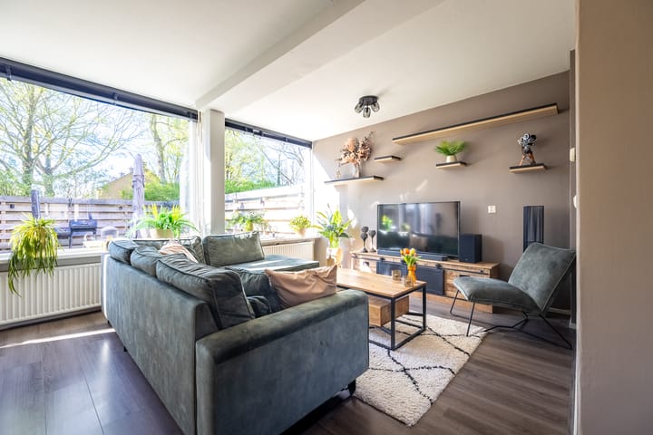 Foto 4 van van Leeuwenhoeklaan 6